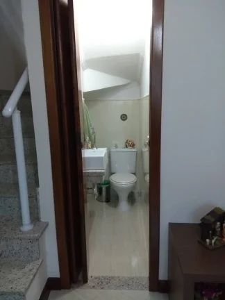 Imagem Sobrado Maravilhoso 118 m² 2 Dormitorios e 2 Vagas de Garagens