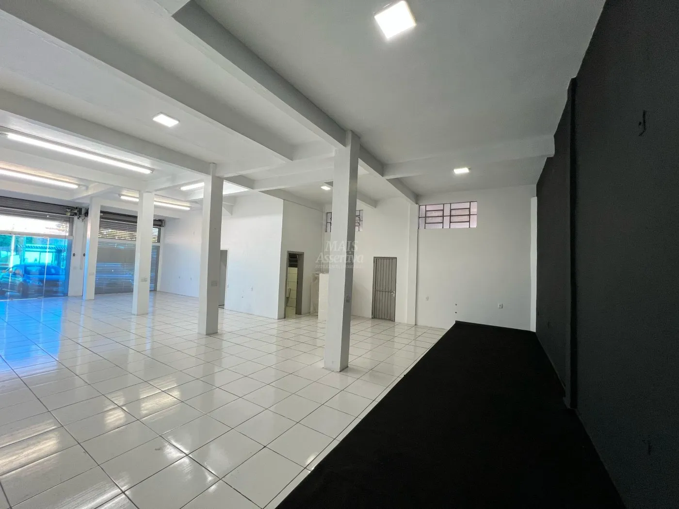 Imagem Excelente Sala Comercial para Locação na Rua Ícaro - Canudos, Novo Hamburgo/RS