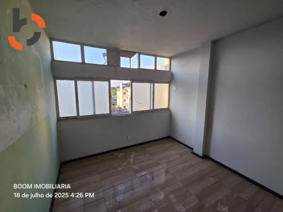 Imagem Apartamento com 3 dormitórios à venda, 70 m² por R$ 350.000,00 - Caonze - Nova Iguaçu/RJ