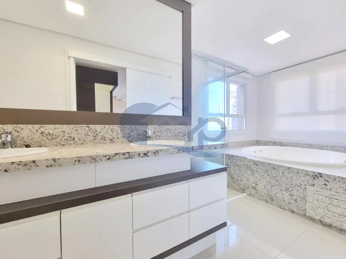 Imagem Apartamento á venda com 4 suítes no Predial em Torres/RS