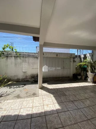 Imagem Casa à venda, 300 m² por R$ 850.000 - Pirajá - Teresina/PI