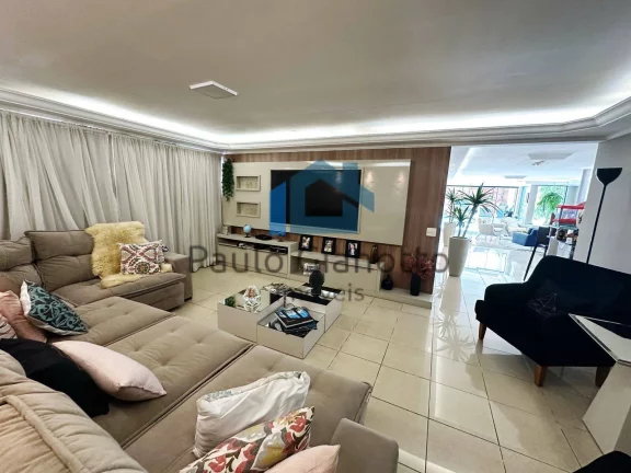 Imagem Casa espetacular à venda em Condomínio na Granja Viana
