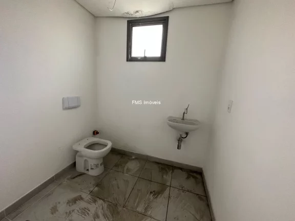 Imagem Laje comercial com 690m² para locação em Conceição.