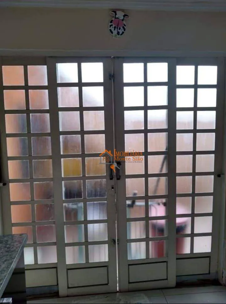 Imagem Sobrado com 3 dormitórios à venda, 140 m² por R$ 570.000,00 - Jardim São Roberto - Guarulhos/SP