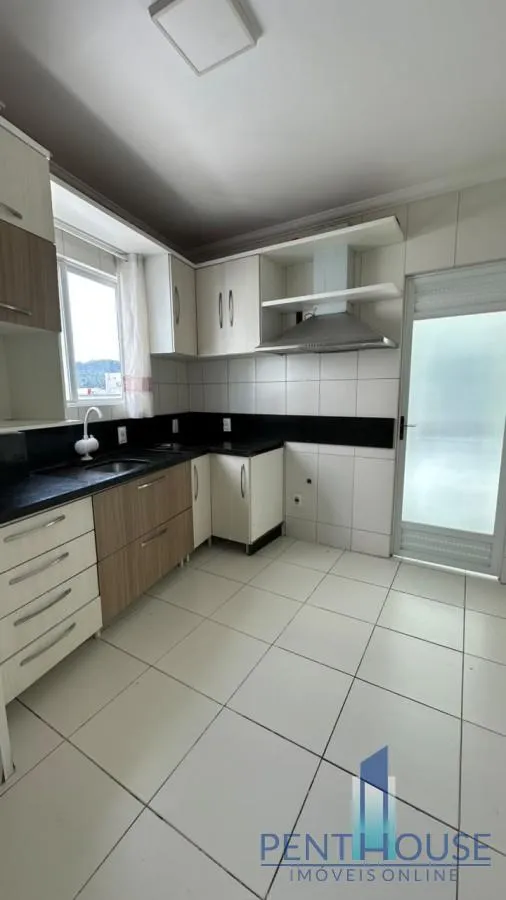 Imagem Apartamento Zona Central para Venda em Balneário Camboriú, CENTRO, 3 dormitórios, 1 suíte, 2 banheiros, 2 vagas