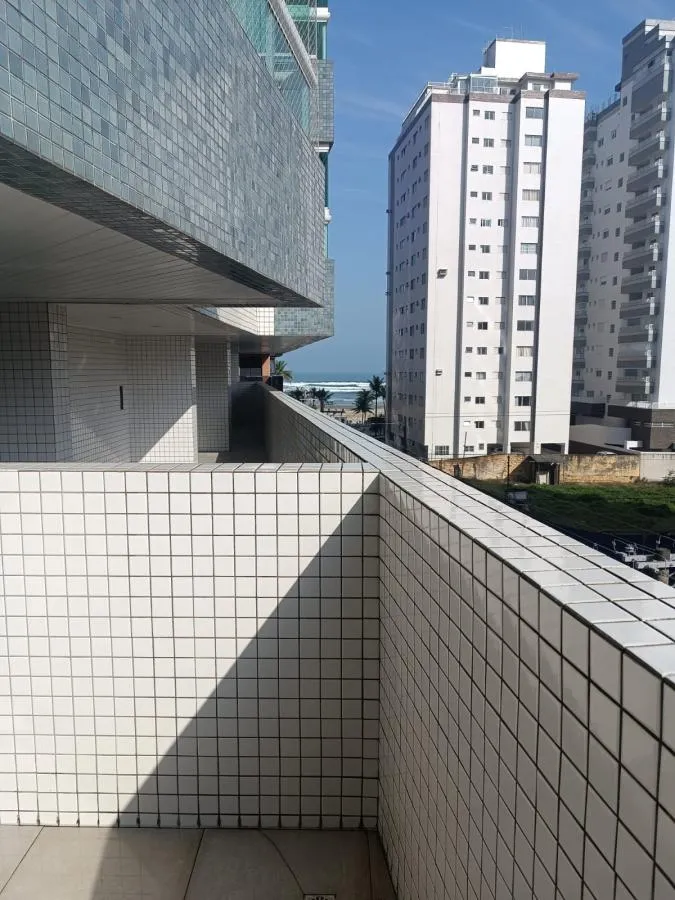 Imagem Apartamento para Venda em Praia Grande, Guilhermina, 3 dormitórios, 2 suítes, 1 banheiro, 2 vagas