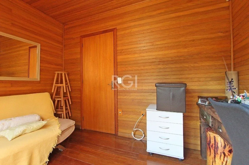 Imagem Casa para Venda - 205m², 2 dormitórios, sendo 1 suites, 4 vagas - Cristal
