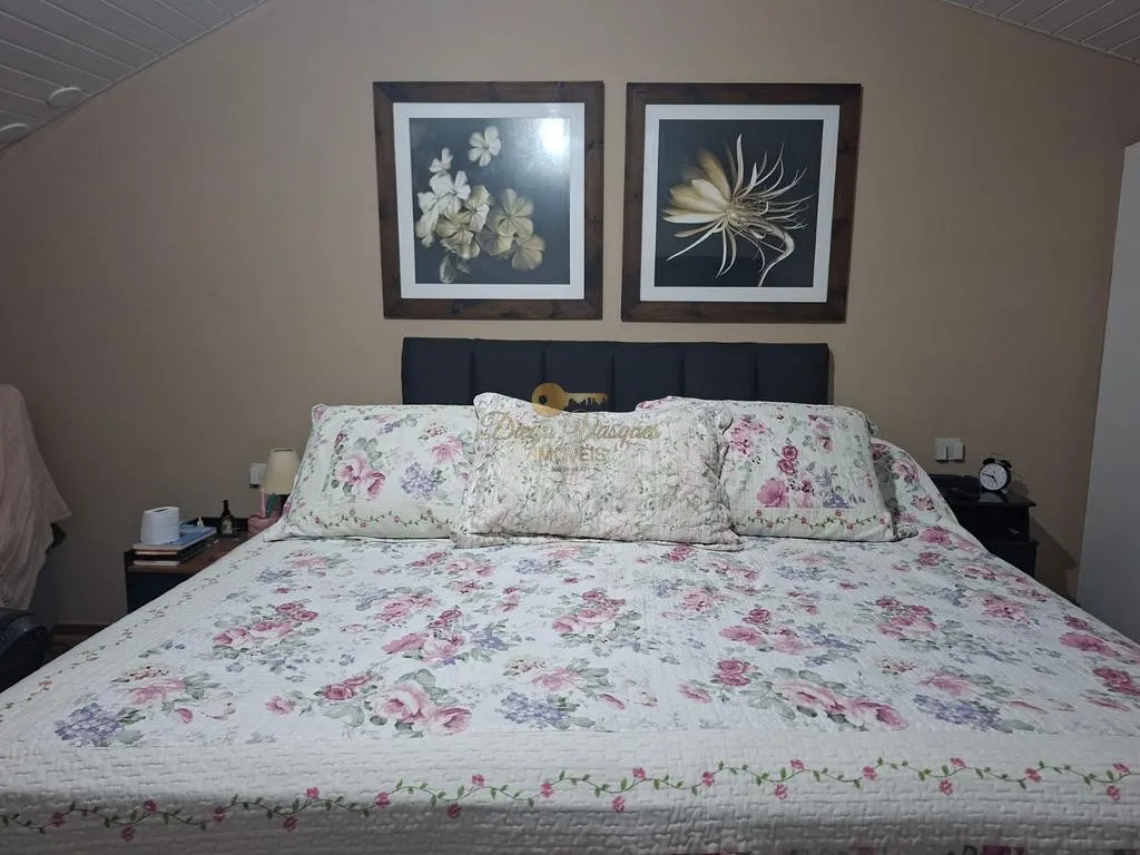 Imagem Casa em Condomínio para Venda em Teresópolis / RJ no bairro Cascata dos Amores