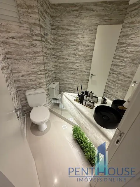 Imagem Apartamento Zona Central para Venda em Balneário Camboriú, CENTRO, 3 dormitórios, 3 suítes, 4 banheiros, 2 vagas