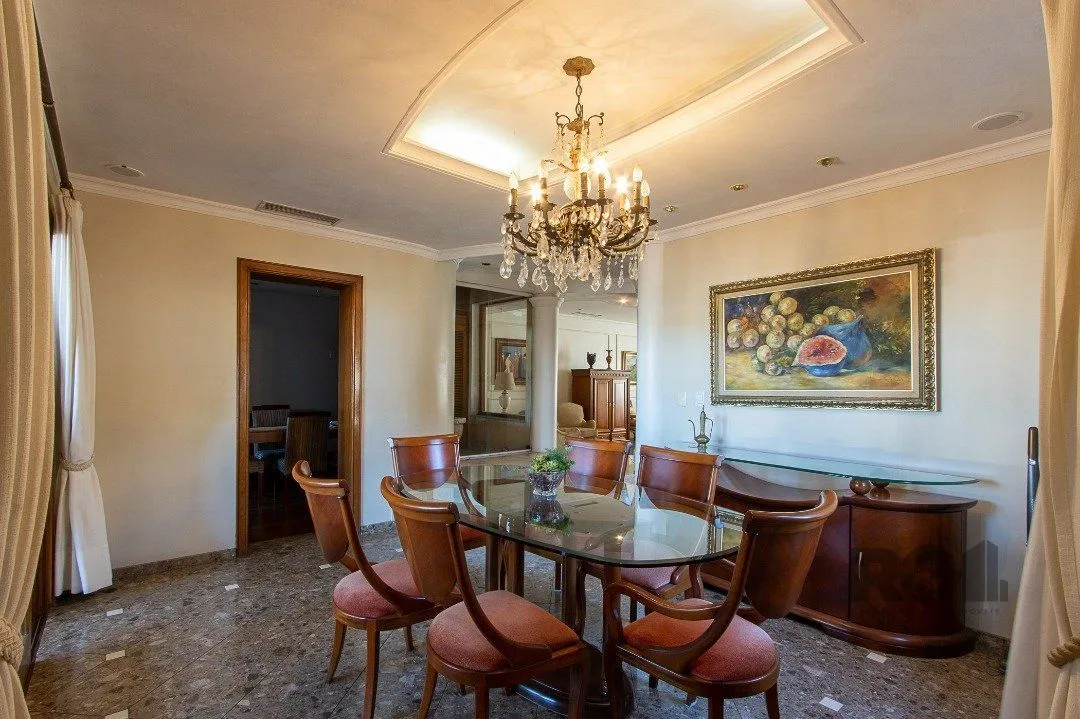 Imagem Casa para Venda - 450m², 4 dormitórios, sendo 4 suites, 5 vagas - Vila Assunção