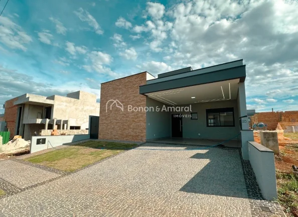 Imagem Casa térrea nova à venda com 3 quartos sendo 3 suítes, todas com armários planejados, ar condici...