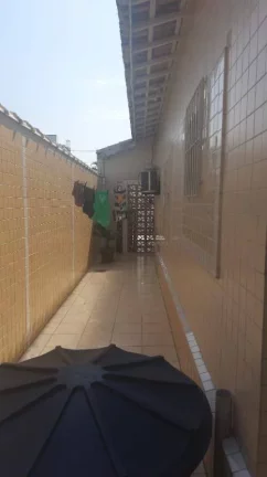Imagem Casa com 3 dormitórios à venda, 141 m² por R$ 750.000,00 - Mirim - Praia Grande/SP