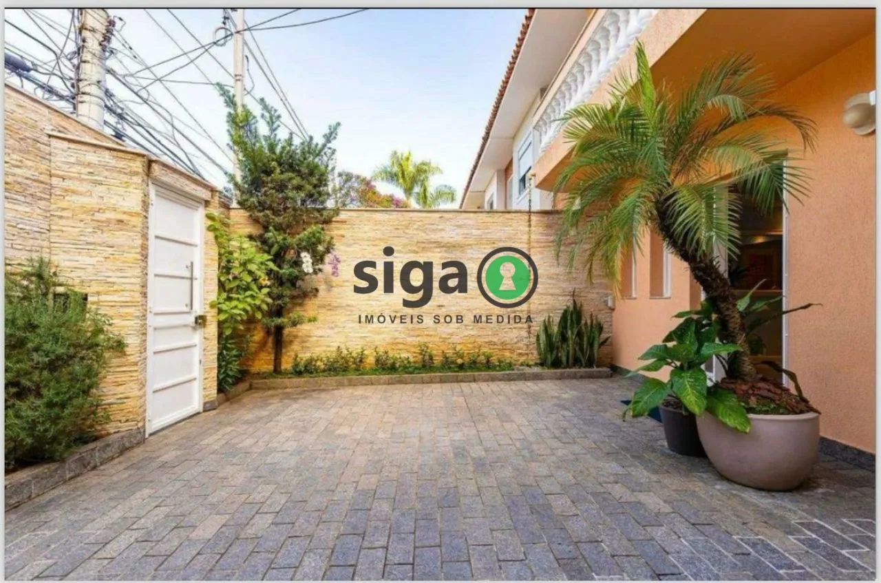 Imagem Casa Assobradada à venda com 4 quartos, sendo 2 suites, 4 vagas no Jardim Paulistano, SEM MOBILIA