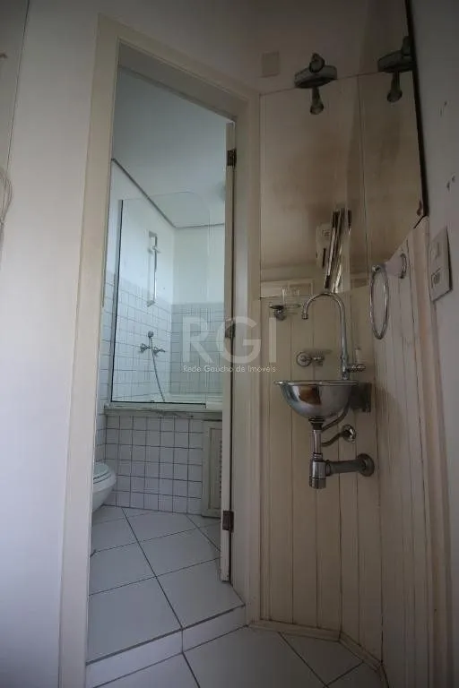 Imagem Apartamento para Comprar com 70 m² - Menino Deus - Porto Alegre/RS