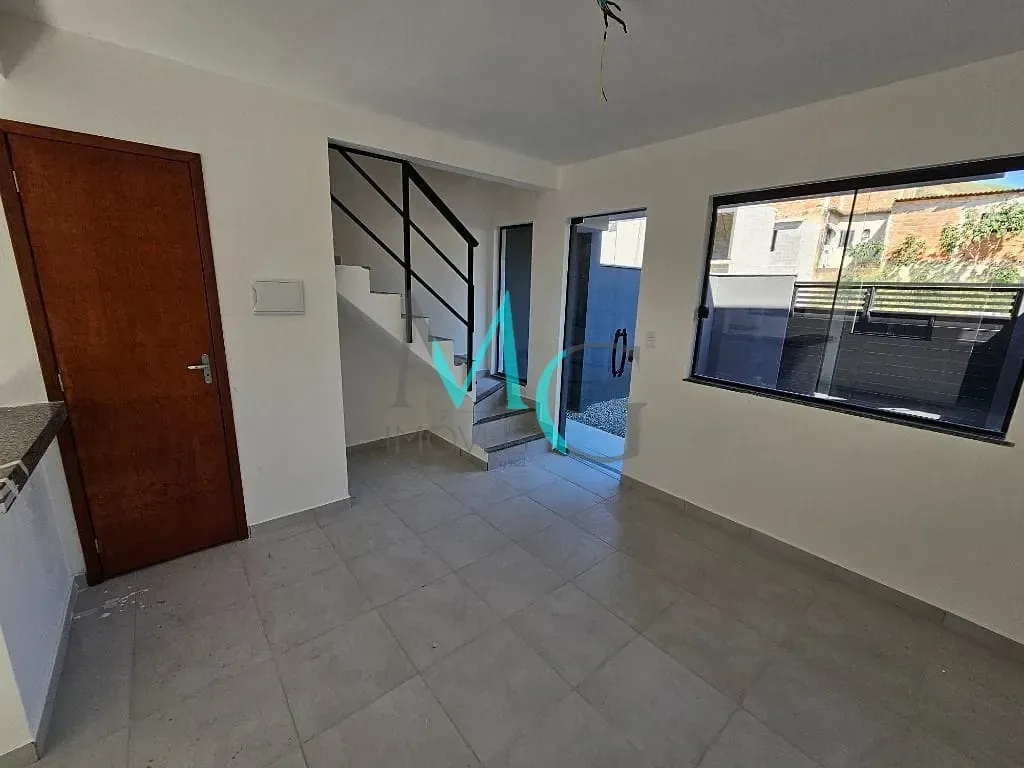 Imagem Casa com 2 dormitórios à venda, 65 m² por R$ 275.000 - Campo Grande - Rio de Janeiro/RJ
