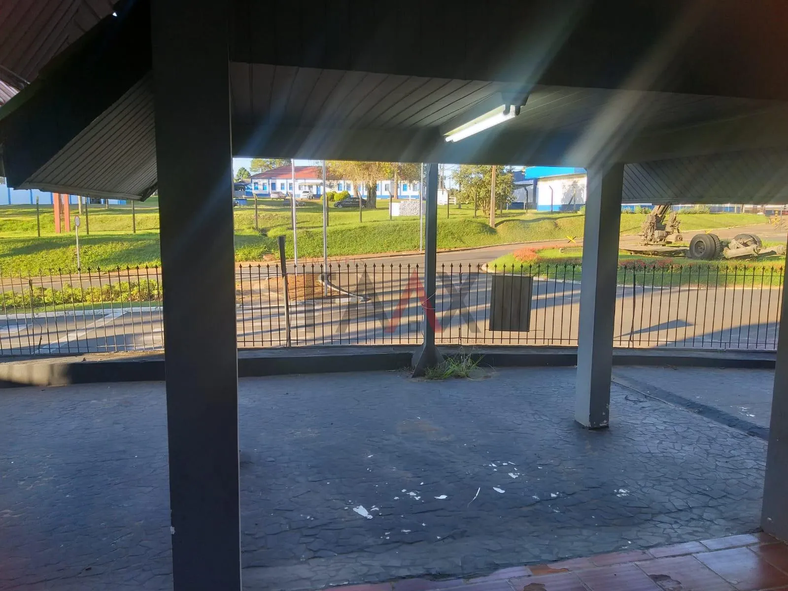 Imagem Sala comercial ao Lado do GRESGA em frente a Av. Manoel Ribas em GUARAPUAVA