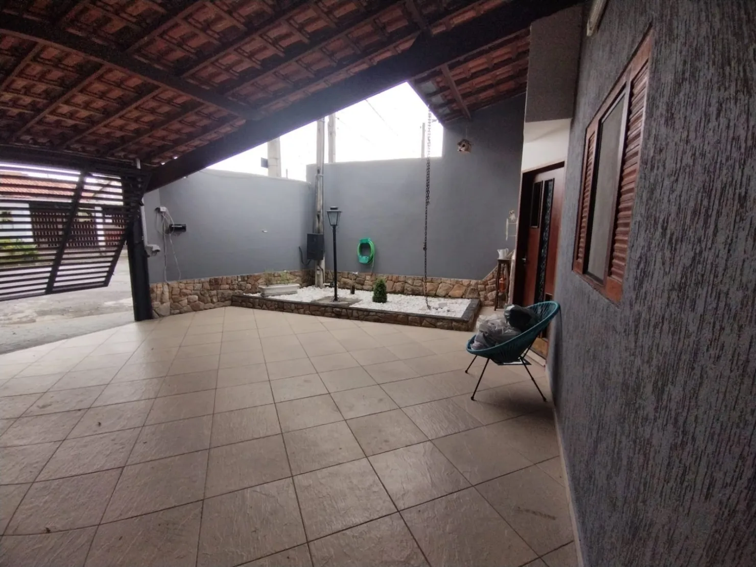 Imagem Casa à venda 2 Quartos, 2 Vagas, 188M², Piracangaguá (Jardim dos Pássaros), Taubaté - SP