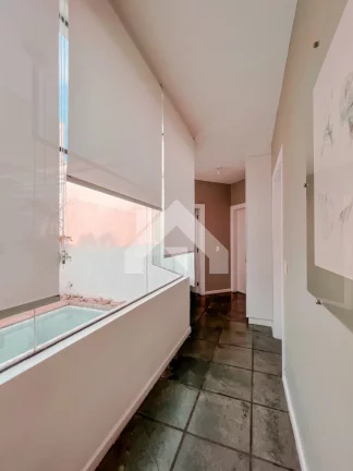 Imagem Casa de Condomínio em Alphaville - Santana de Parnaíba, SP