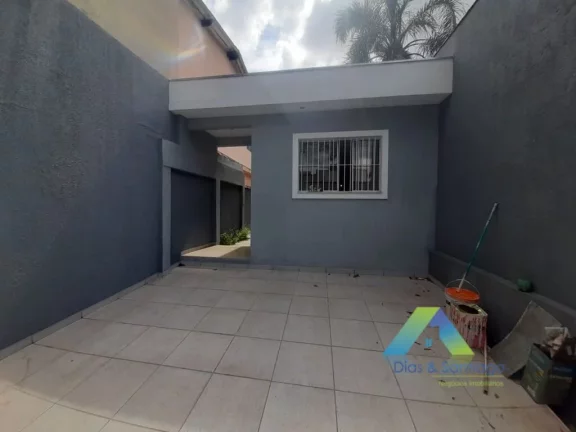 Foto do imóvel Casa Mobiliada com 2 dormitórios à venda, 110 m² por R$ 675.000,00 - Vila das Mercês