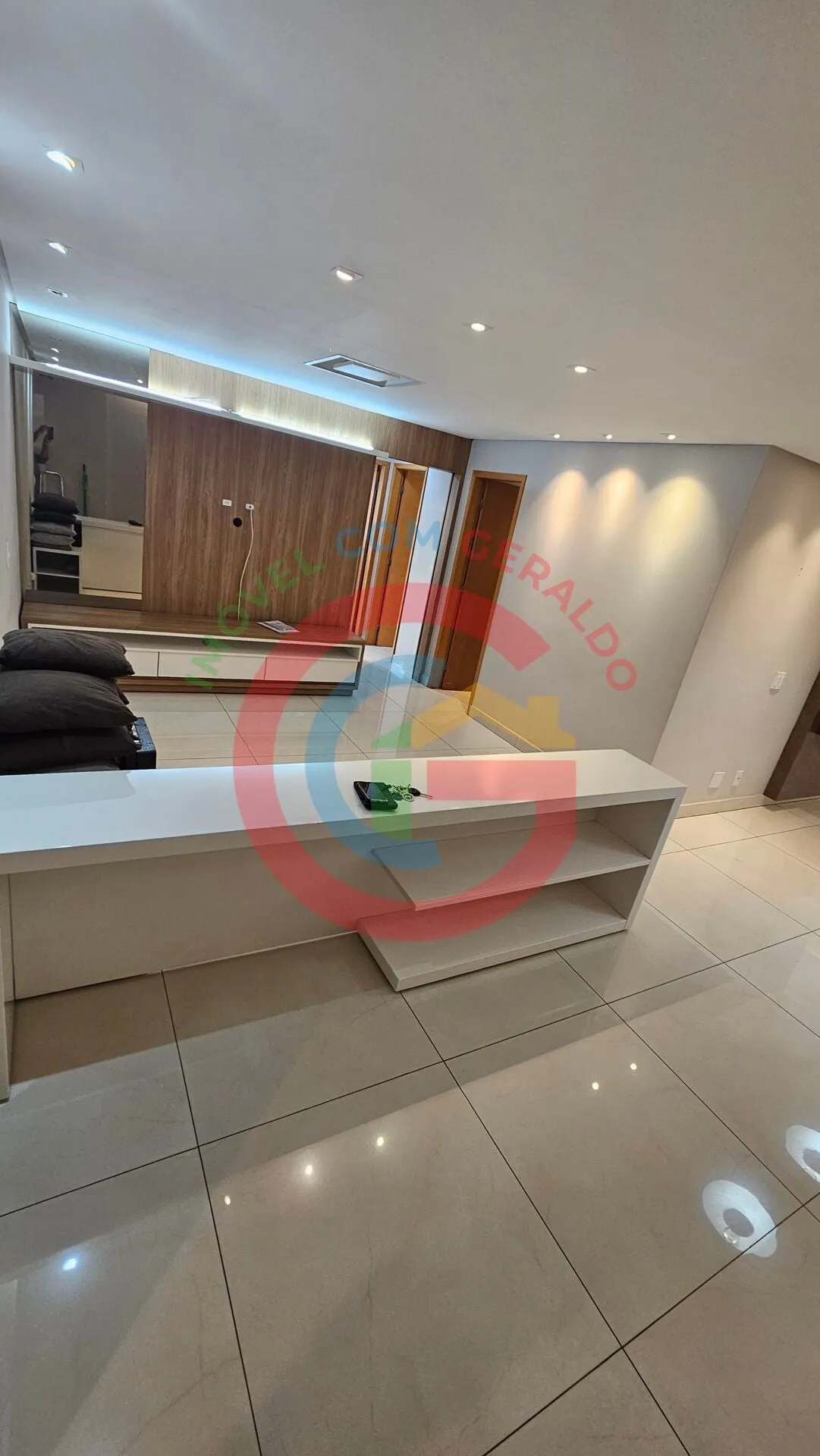 Imagem Apartamento 3Q (1 suíte) Alto do Bueno repleto em armários.