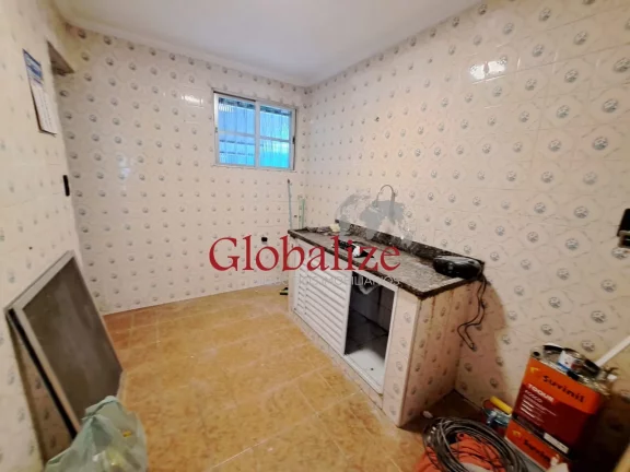 Imagem Apartamento térreo à venda com 50m², 2 quartos, 1 banheiro, 1 vaga por R$285.000,00 na Aparecida em Santos