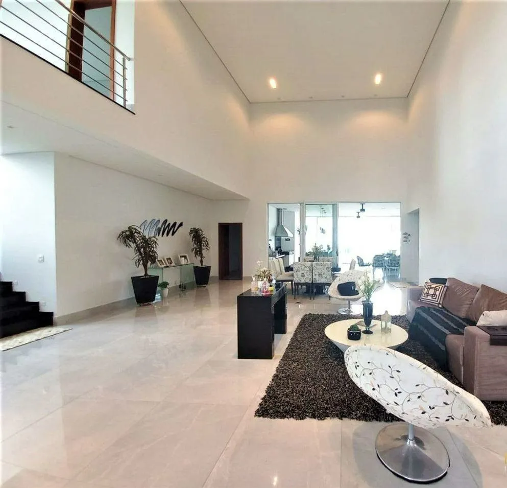 Imagem Casa no Village Castelo Itu de 580m²