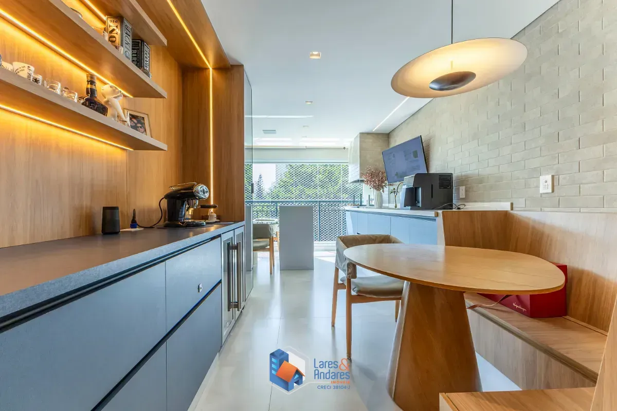 Imagem Apartamento para venda em Moema com 3 quartos, sendo 3 suítes, 170m²