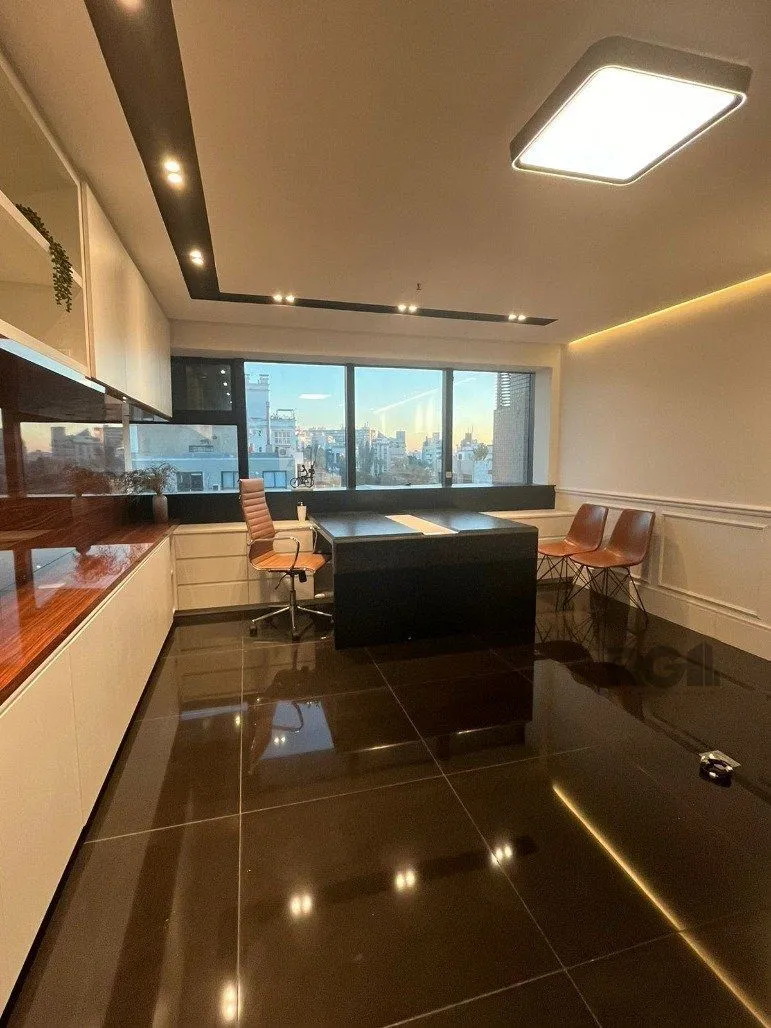 Imagem Prestígio e Conforto: Sala Comercial c/ Vaga no Moinhos de Vento