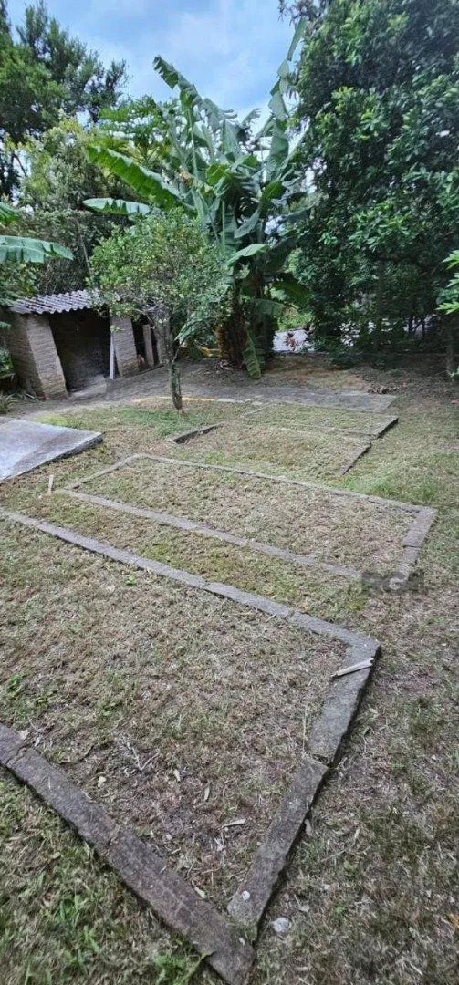 Imagem Casa para Venda - 350m², 5 dormitórios, sendo 1 suite, 6vagas - Cristal