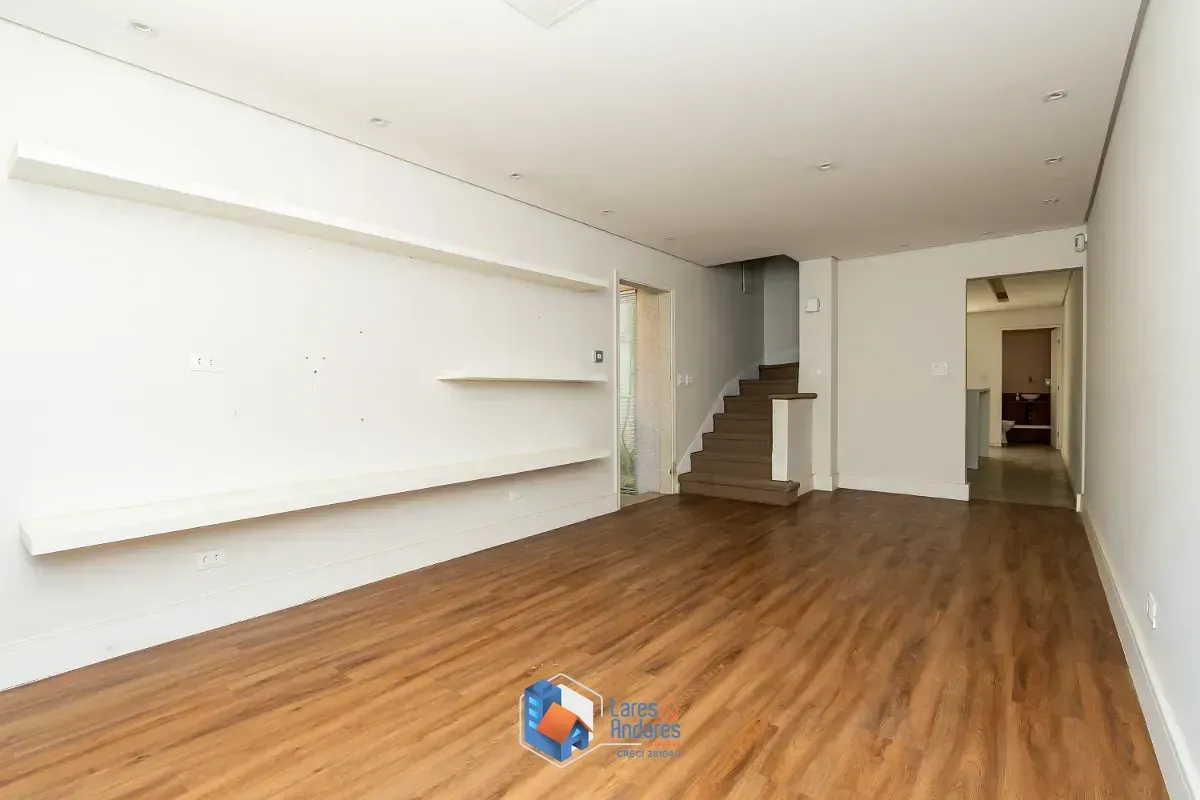 Imagem Sobrado para venda em Jardim das Acácias com 2 quartos, 100m²