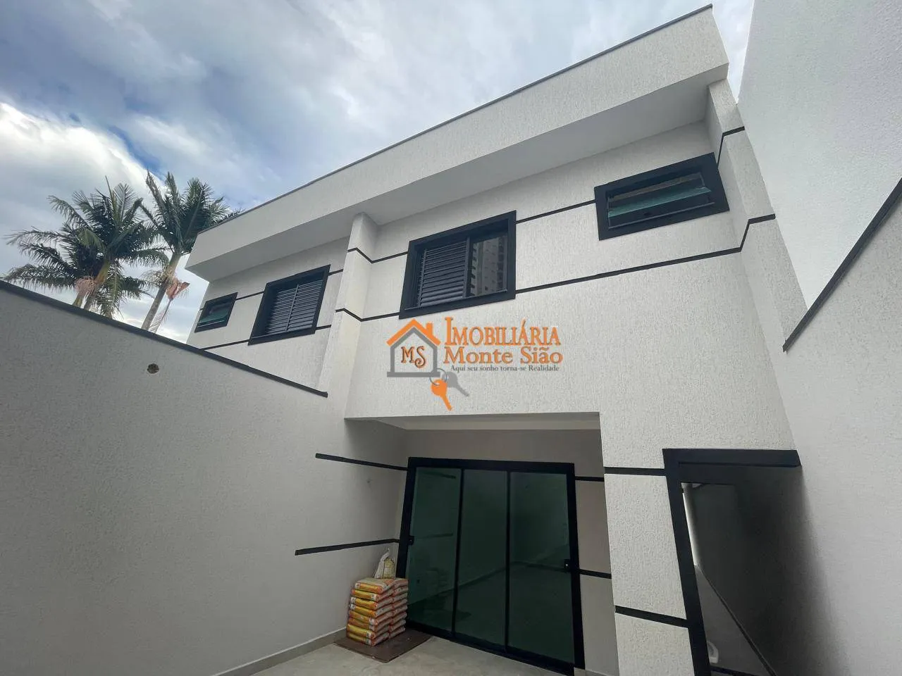 Imagem Sobrado com 3 dormitórios à venda, 148 m² por R$ 1.150.000,00 - Jardim Vila Galvão - Guarulhos/SP