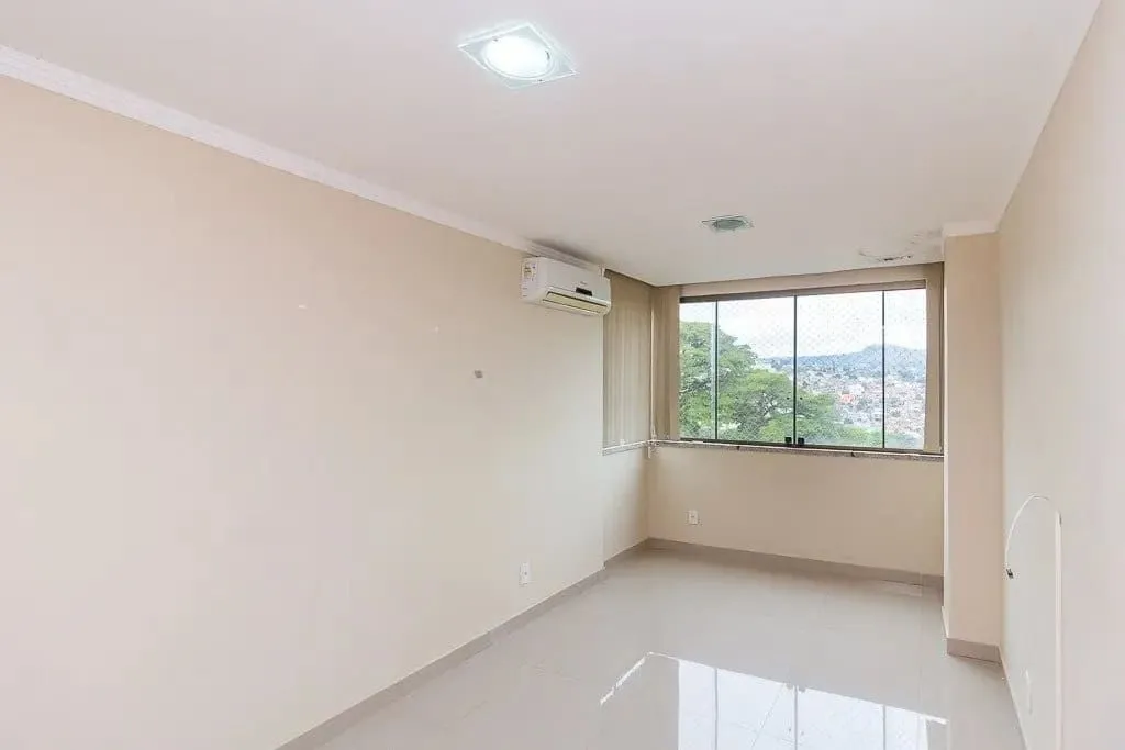 Imagem Cobertura à Venda com 2 Dormitórios no Bairro Cristal - Porto Alegre