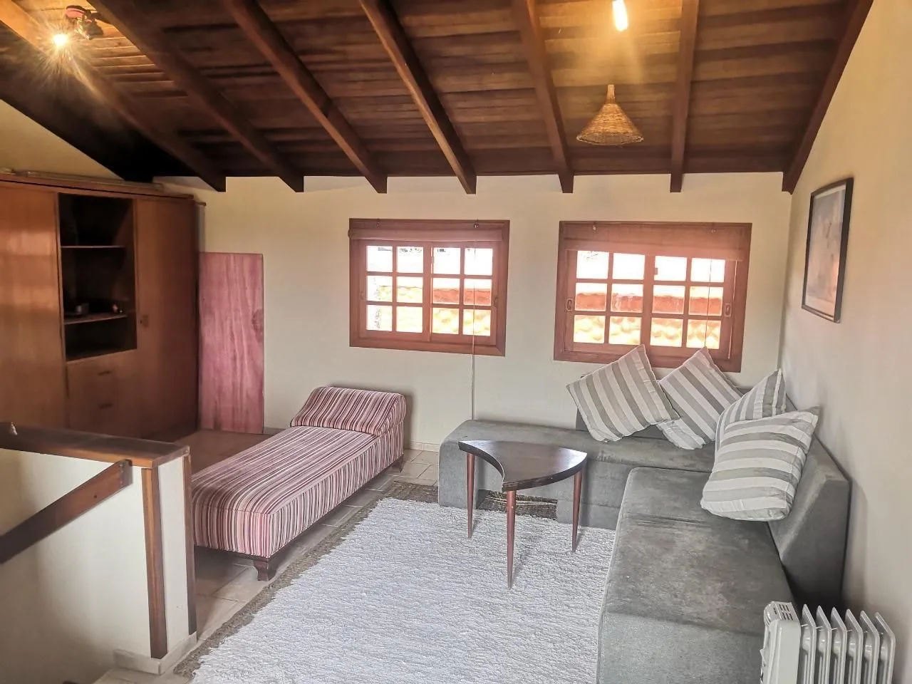 Imagem Casa de Condomínio com 3 dormitórios e 2 vagas em Ipanema