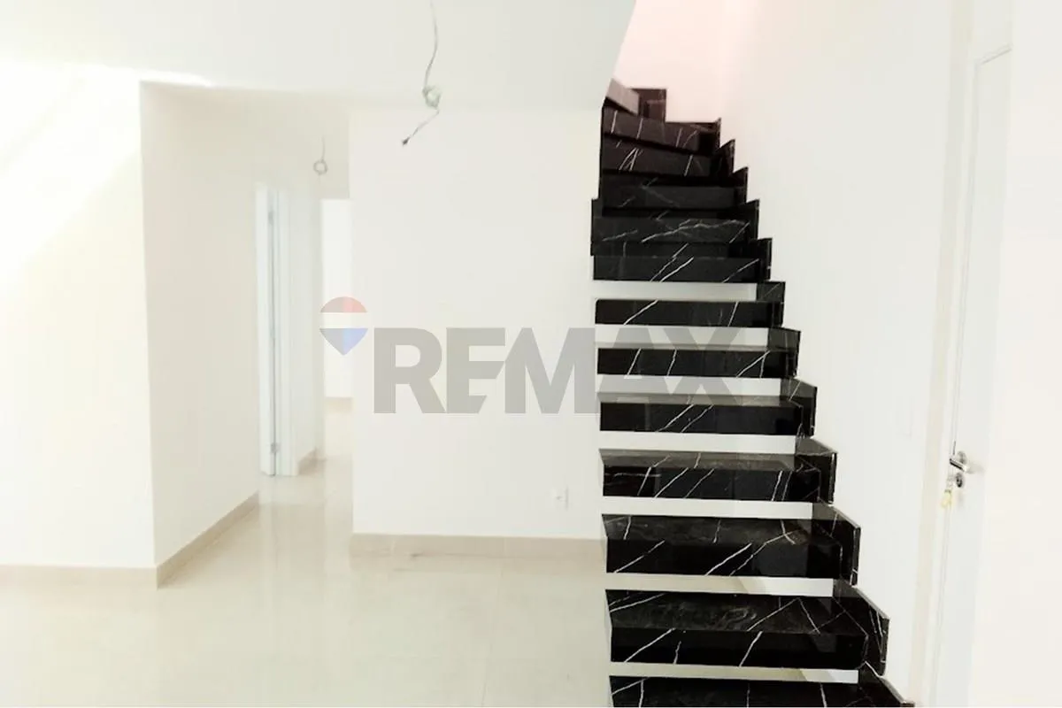 Imagem Cobertura à Venda na Taquara: 147m², 3 Quartos (2 Suítes) e Varanda Gourmet