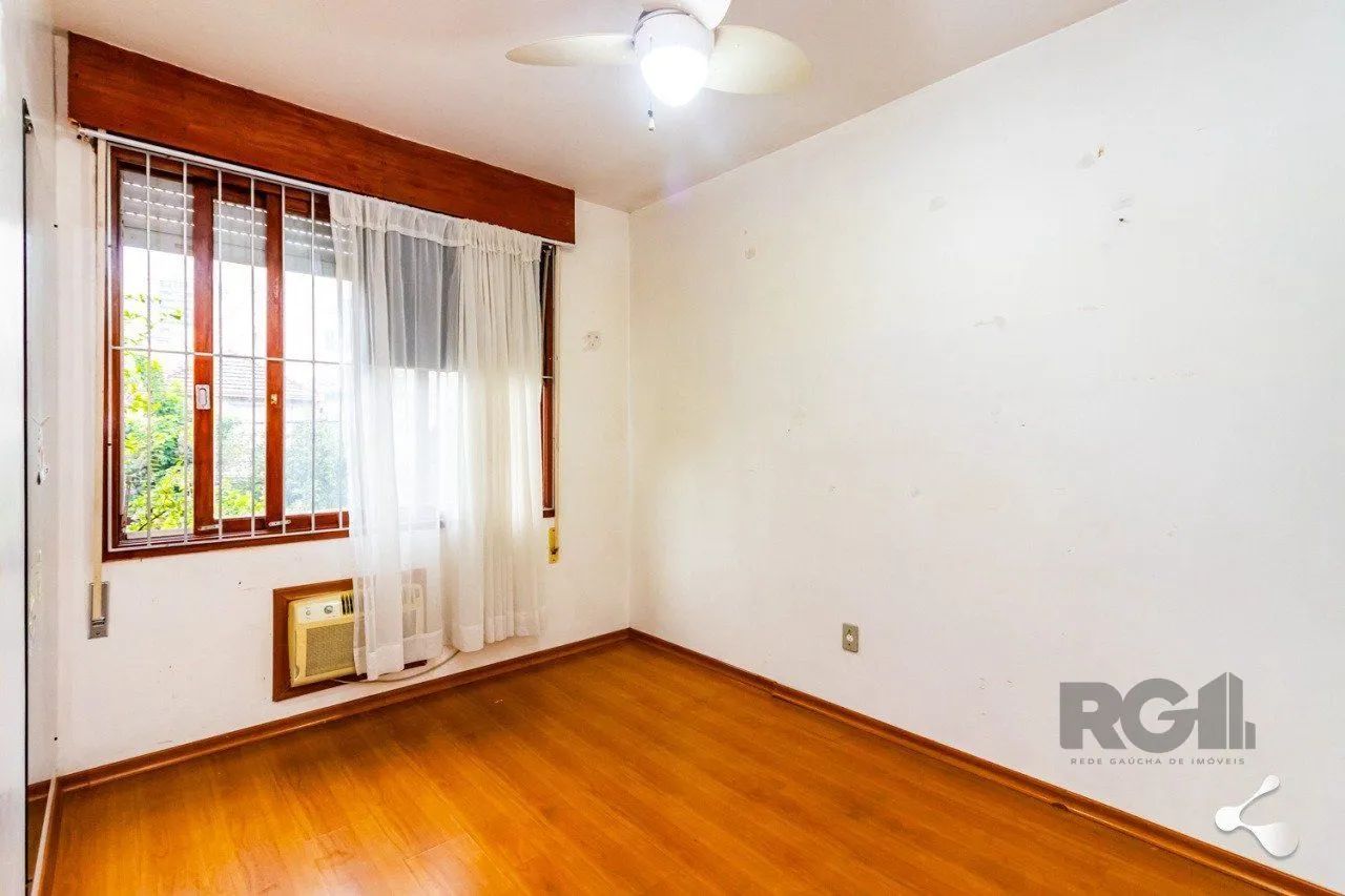 Imagem Apartamento com 2 dormitórios e 1 vaga de garagem escriturada bairro Rio Branco