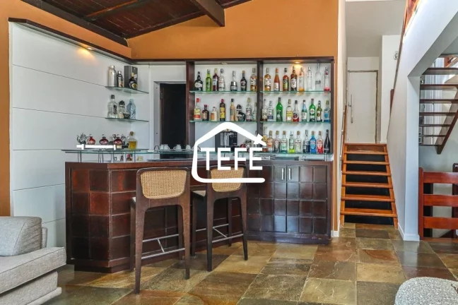 Imagem Casa à venda, 452 m² por R$ 1.795.000,00 - Itaipu - Niterói/RJ