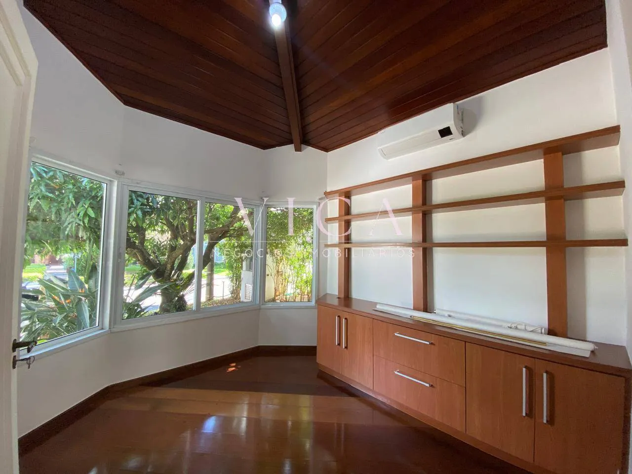Imagem Alphaville|Resid 02 |Casa 4 suítes, piscina e lazer| R$20.000 Aluguel mês