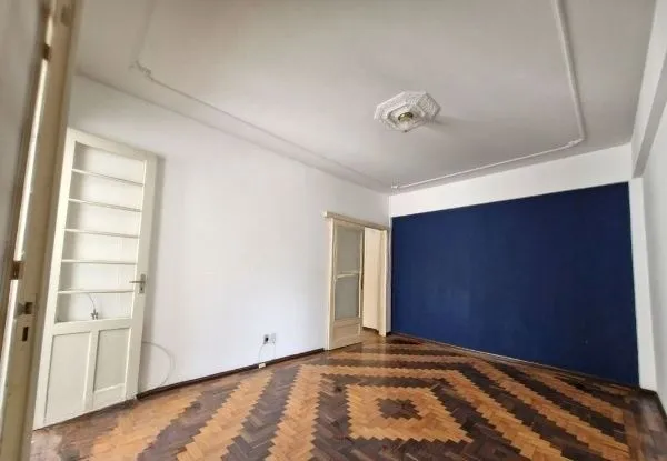 Imagem Apartamento no Centro de 3 dormitórios DESOCUPADO