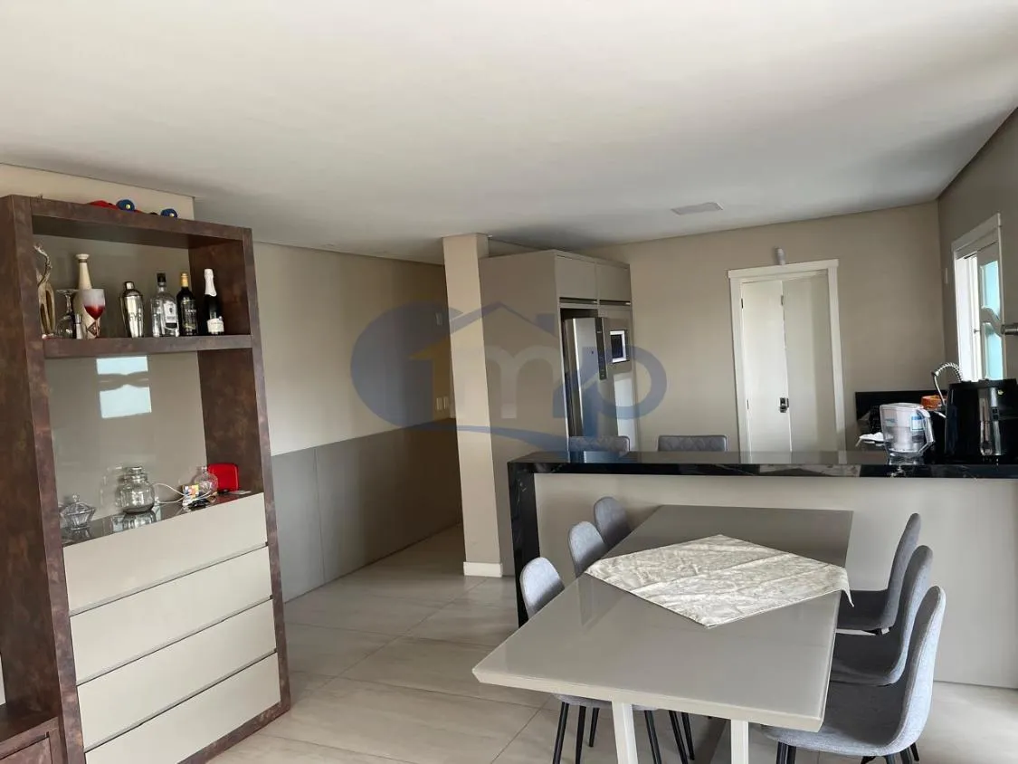 Imagem Apartamento 3 Dormitorios com Suite e Lareira a Venda no Stan - Torres/RS