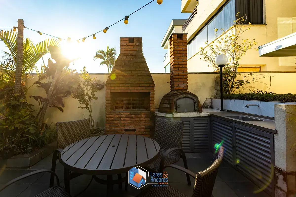 Imagem Casa para venda em Vila Romana com 3 quartos, sendo 1 suíte, 282m²