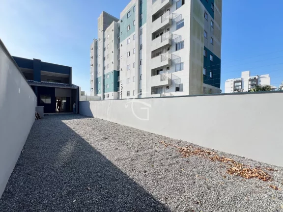 Imagem Sobrado geminado novo no Floresta.