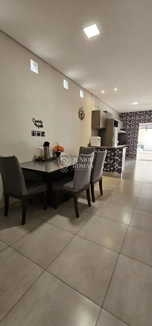 Imagem CASA COM PLANEJADOS 3 DORM 1 SUITE 2 SALAS QUINTAL - BARREIRINHAS/BA