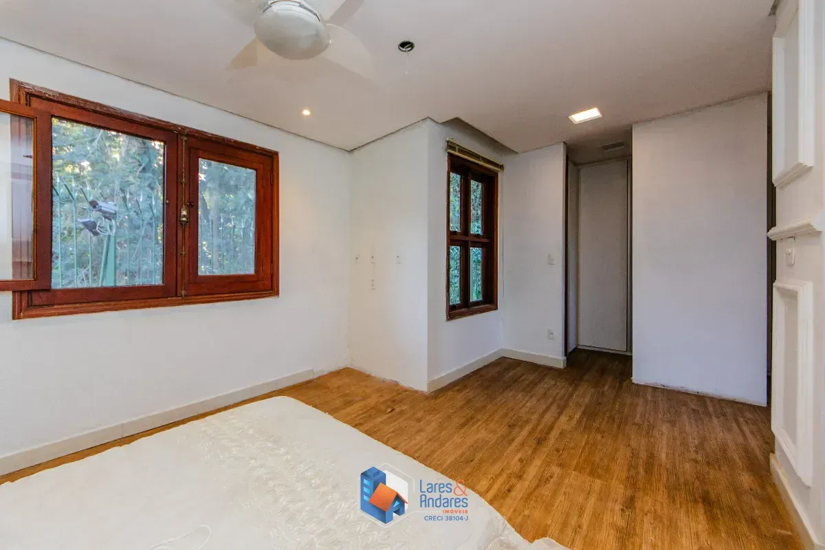 Imagem Casa em condomínio para venda e locação em Tremembé com 4 quartos, sendo 4 suítes, 557m²