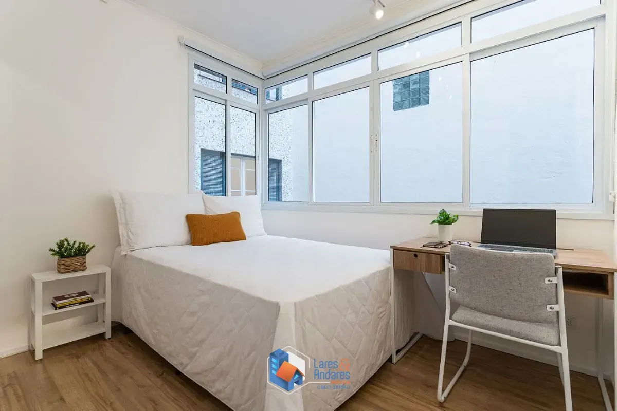 Imagem Apartamento para venda em Pinheiros com 5 quartos, sendo 2 suítes, 135m²