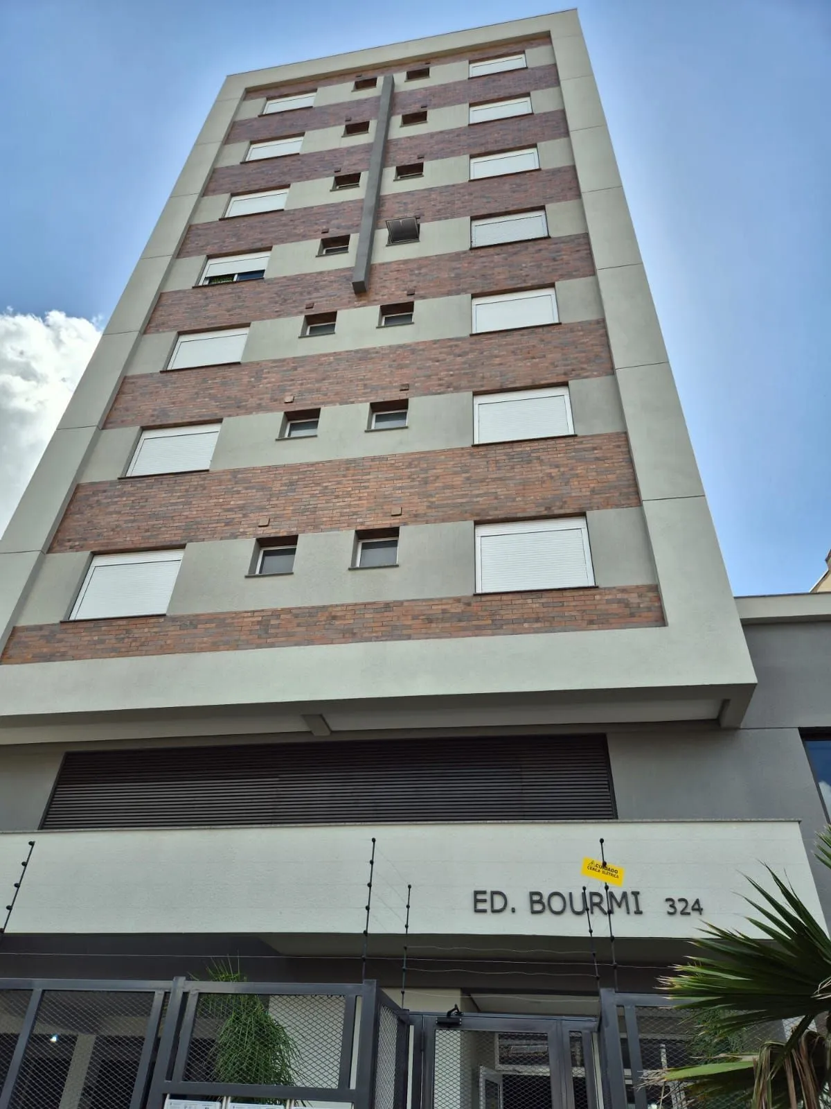 Apartamento 2 Dormitórios com Vaga de Garagem | Pronto para Morar!