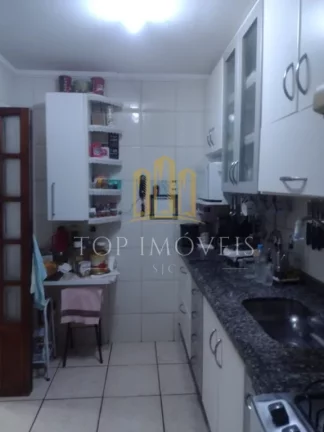 Imagem Lindo Apartamento de 2 Dormitórios no Monte Castelo – Localização Estratégica! O lar perfeito para quem valoriza praticidade e conforto está aqui!