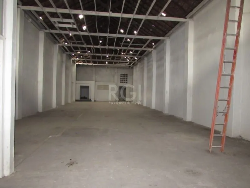 Imagem Depósito/Pavilhão para Venda - 330m², 0 dormitórios, 2 vagas - Floresta