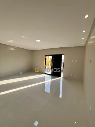 Imagem O sobrado possui 

- 5 suítes plenas sendo 4 suítes no pavimento superior e uma suíte no paviment...