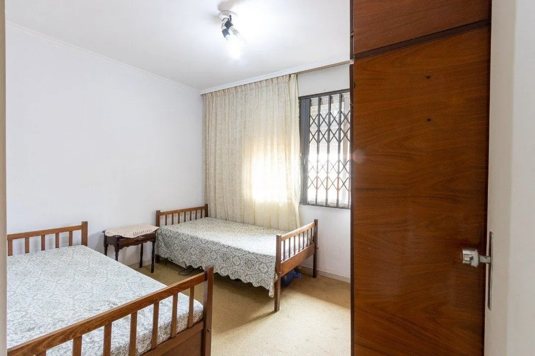 Imagem Casa para Venda - 280m², 4 dormitórios, sendo 1 suites, 3 vagas - Vila Assunção