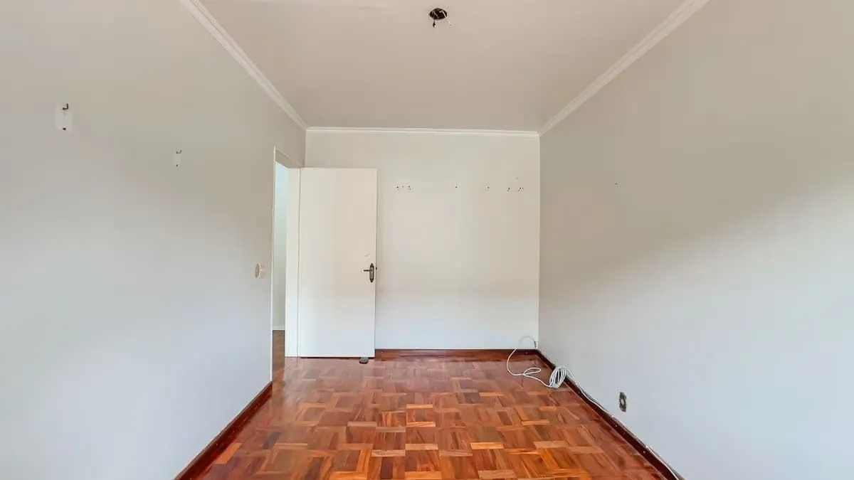 Imagem Sobrado de 3 dormitórios e 91m² à venda em Parque Santa Fé, Porto Alegre.